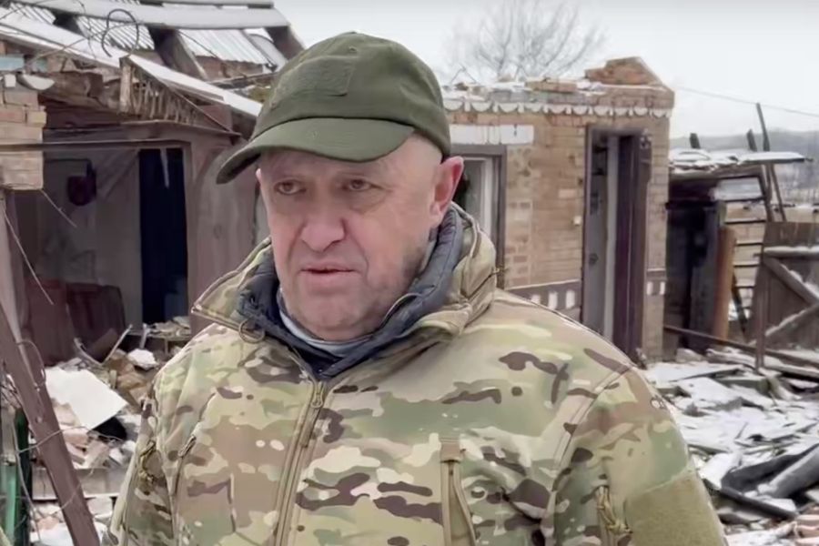Скрытые фанаты: Пригожин объяснил, зачем украинские военные могут использовать шевроны ЧВК «Вагнер»