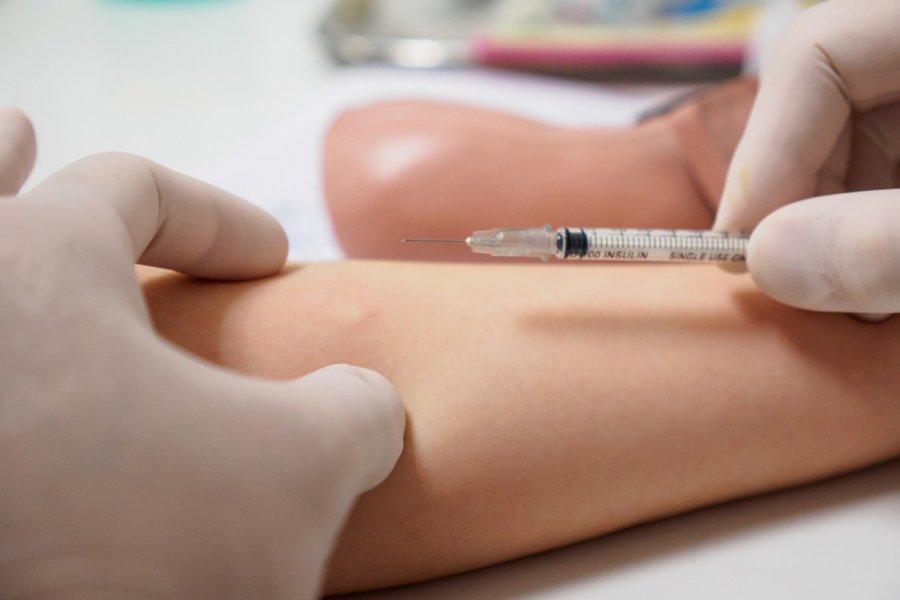 Изобретение петербургских ученых спасет от ненужной вакцинации