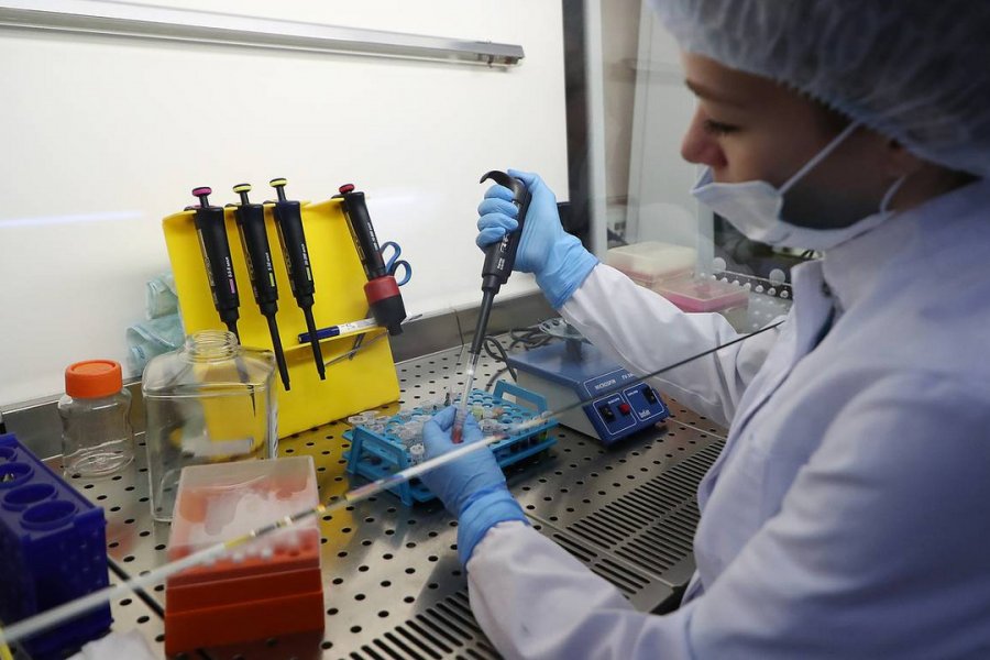 Ученые из России завершили изучение омикрон-штамма коронавируса в ЮАР