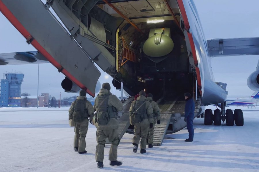 В Казахстан уже прибыли 70 военно-транспортных самолетов ВКС РФ с военными
