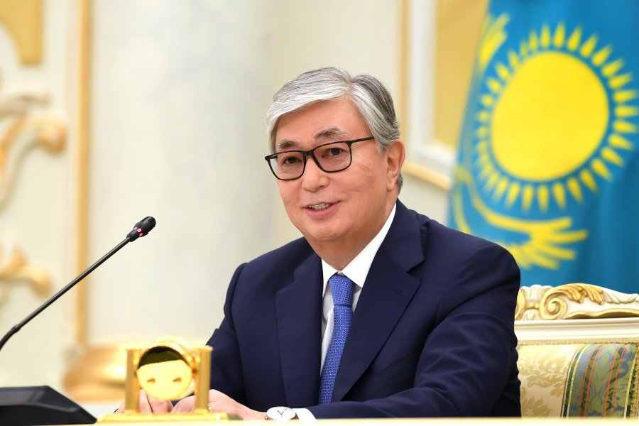 Токаев рассказал о том, что половина населения Казахстана живет на 100 долларов в месяц