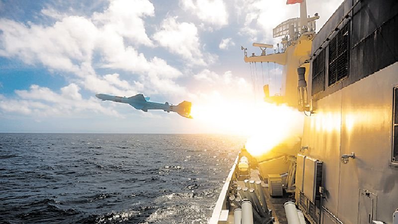Китай выпустил в сторону Тайваня гиперзвуковые ракеты DF-15