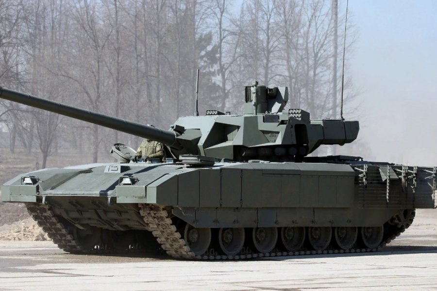 Баранец: «Армата» сможет передавать данные о целях танкам на поле боя Т-90 и Т-72