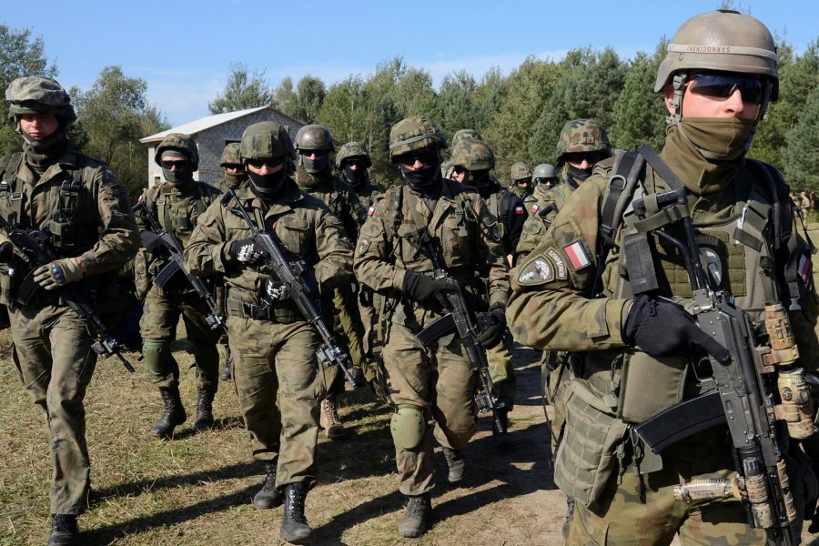 Коморницкий призвал страны НАТО к наступательной войне против России