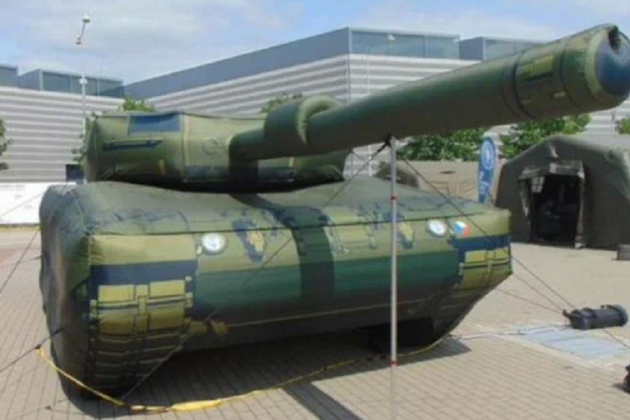 Украине переданы надувные макеты немецких танков Leopard 2A4